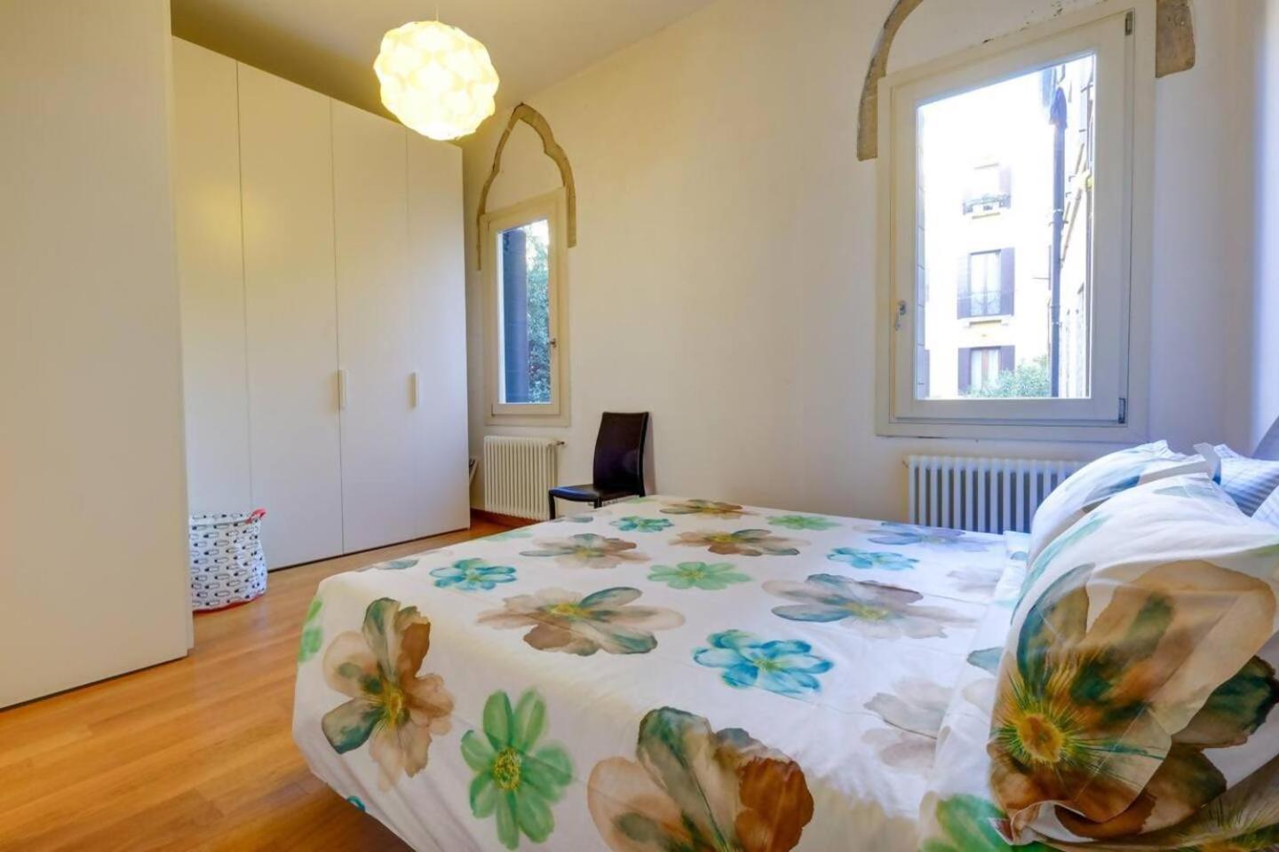 Rio Ca Foscari A San Pantalon Apartment เวนิส ภายนอก รูปภาพ