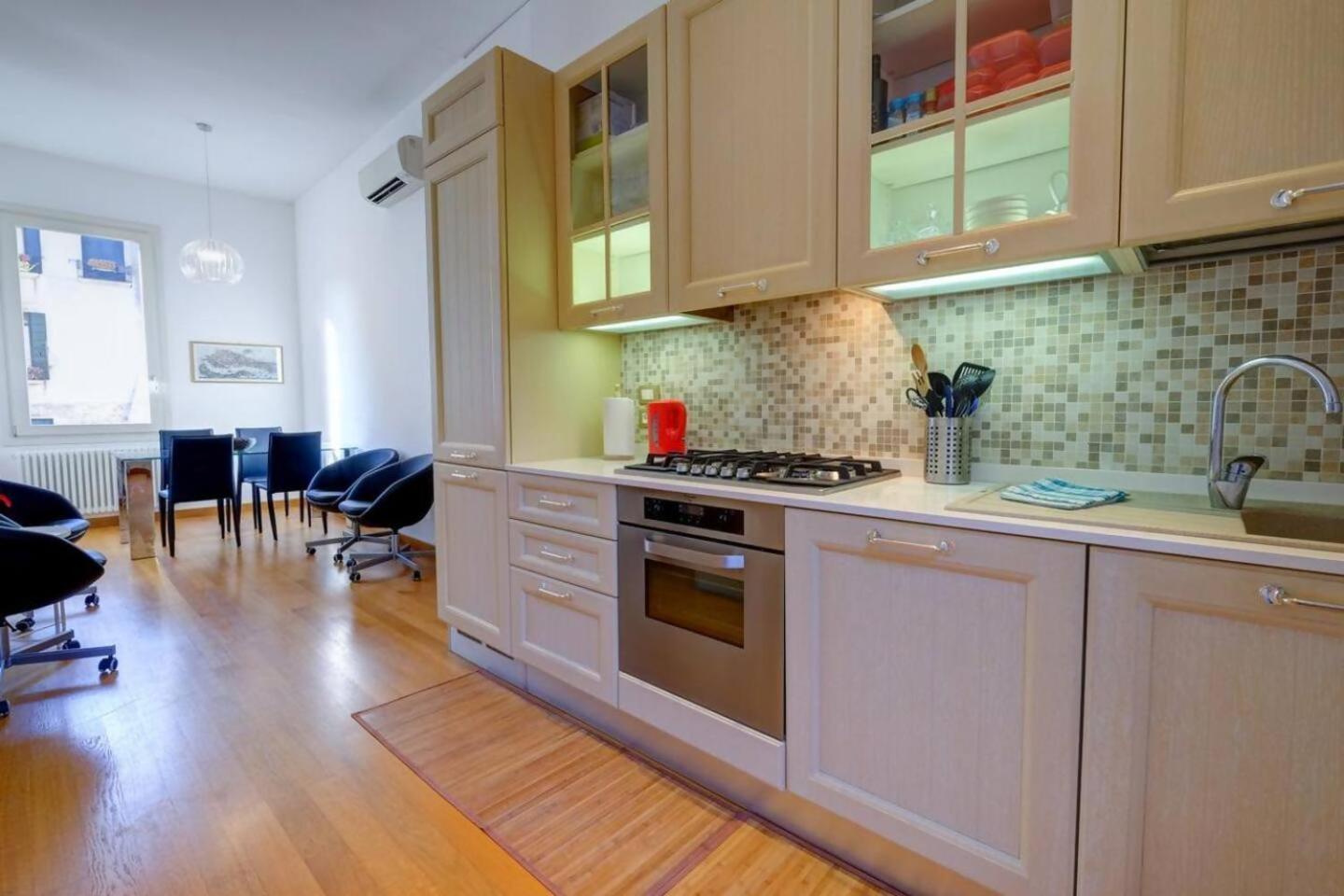 Rio Ca Foscari A San Pantalon Apartment เวนิส ภายนอก รูปภาพ