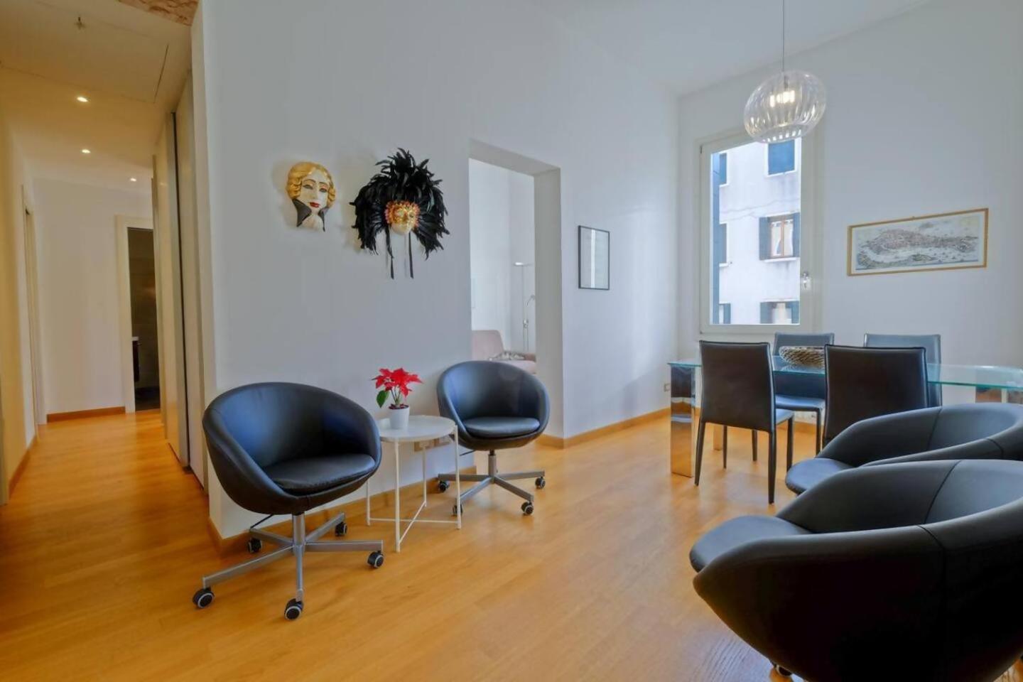 Rio Ca Foscari A San Pantalon Apartment เวนิส ภายนอก รูปภาพ